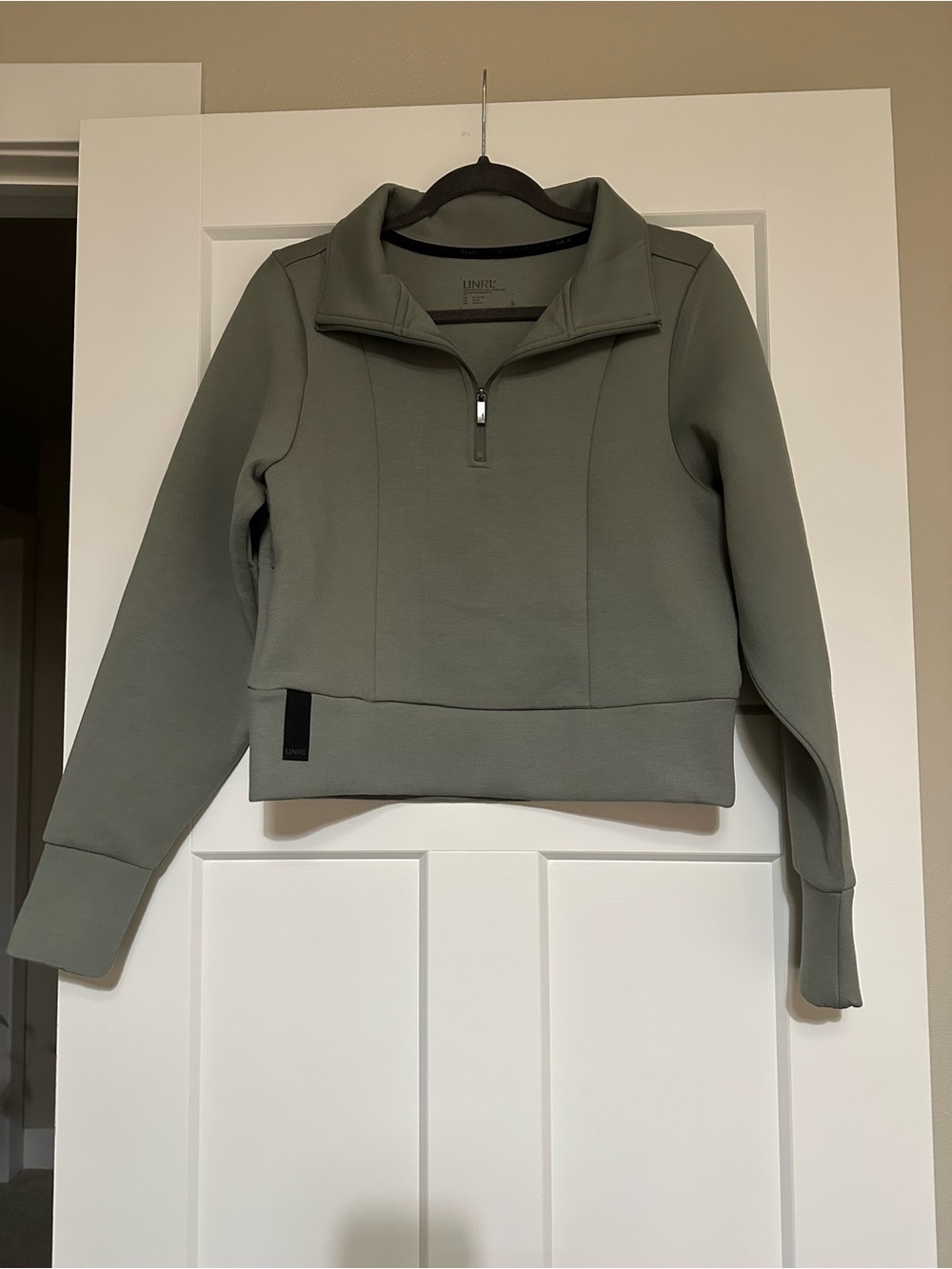 UNRL Luxbreak Half-Zip Pullover Top in Eucalyptus